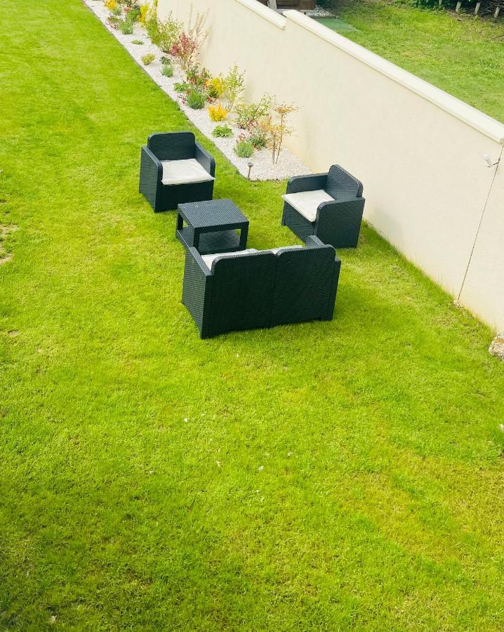 勒蒂亚莱Grand T1 Moderne Jardin Pres De Cdg公寓 外观 照片
