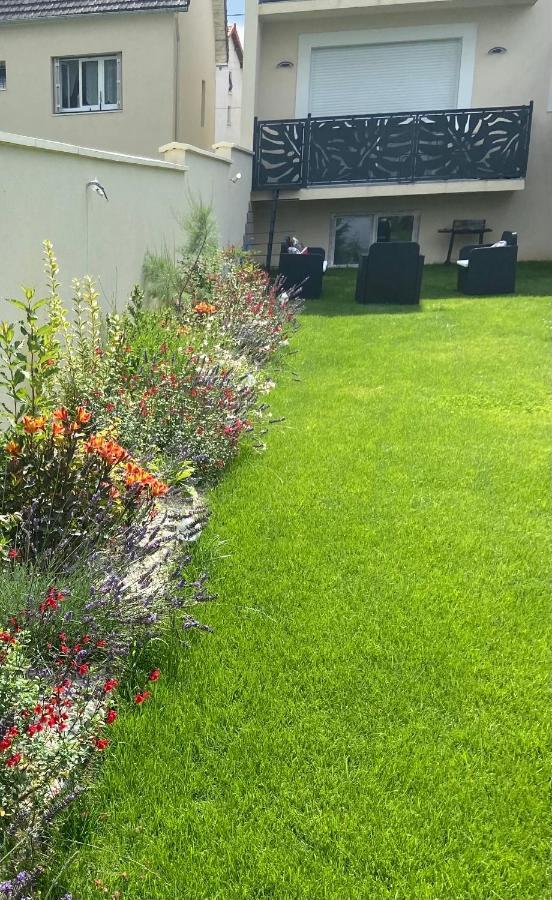 勒蒂亚莱Grand T1 Moderne Jardin Pres De Cdg公寓 外观 照片